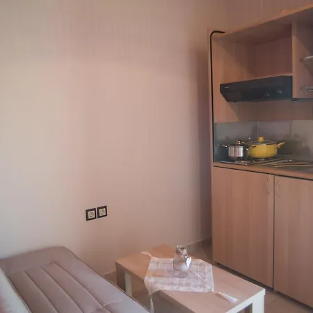 Ta Kavourakia * Mikrósz Jalósz