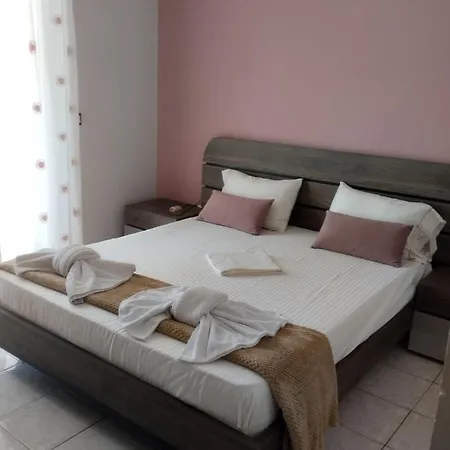 Apartment Ta Kavourakia *
