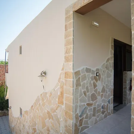 Ta Kavourakia Apartment