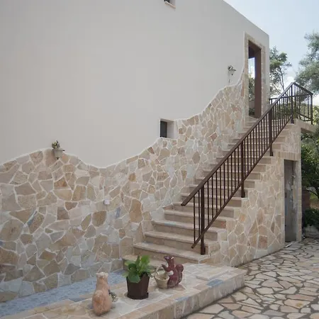Apartment Ta Kavourakia