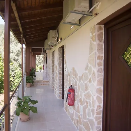 Apartment Ta Kavourakia